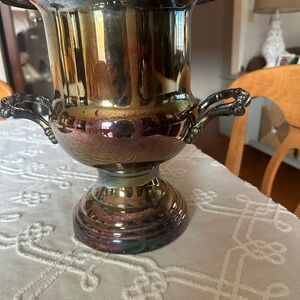 Oneida vintage 10 1/2 inch silver plated champagne bucket